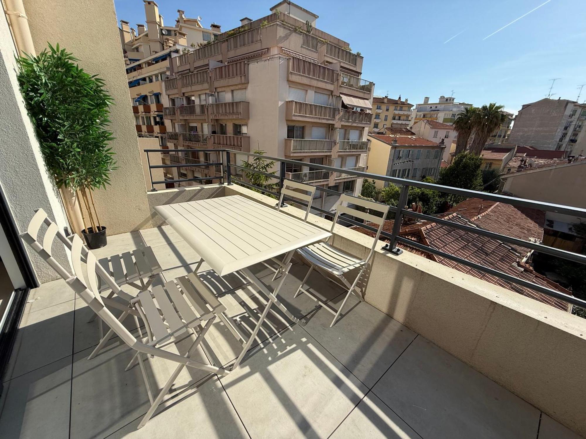 T2 Avec Terrasse Et Parking Prive Au Coeur De ניס מראה חיצוני תמונה